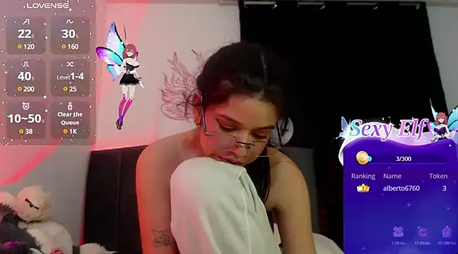 Snapshot of ily_bea chatting on 02/15/25, 04:47 ily bea online show from 02/15/25, 04:47