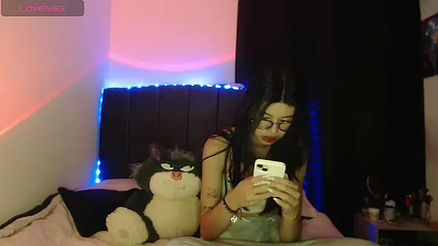 ily bea online show from 12/20/25, 01:52