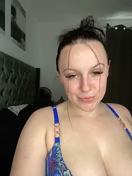 riri bstvx online show from 10/21/25, 01:21