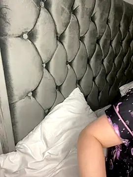 riri bstvx online show from 10/11/25, 04:52