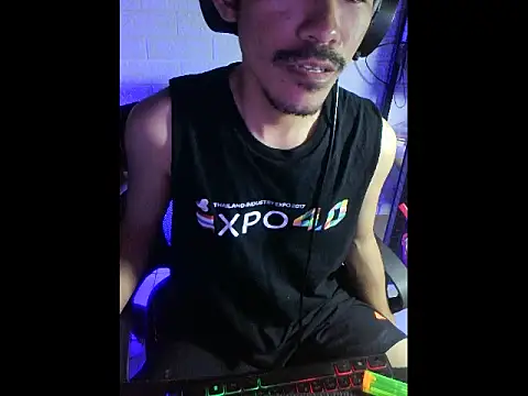 cloudyth1994 online show from 01/16/26, 06:56