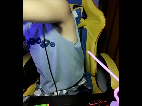 cloudyth1994 online show from 11/20/25, 07:25