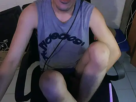 cloudyth1994 online show from 10/07/25, 03:29