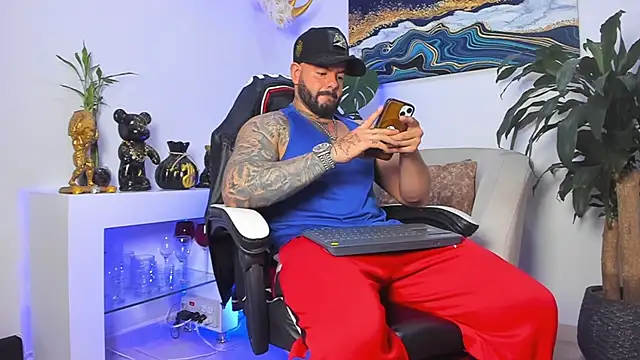 Snapshot of Johnnygrayson1 chatting on 02/19/26, 01:13 Johnnygrayson1 online show from 02/19/26, 01:13