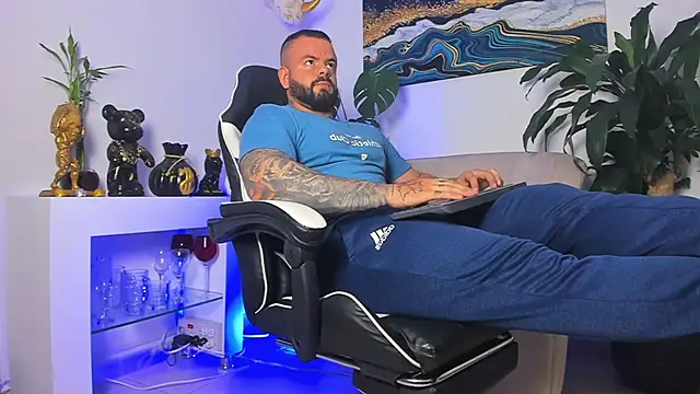 Snapshot of Johnnygrayson1 chatting on 02/20/26, 11:17 Johnnygrayson1 online show from 02/20/26, 11:17