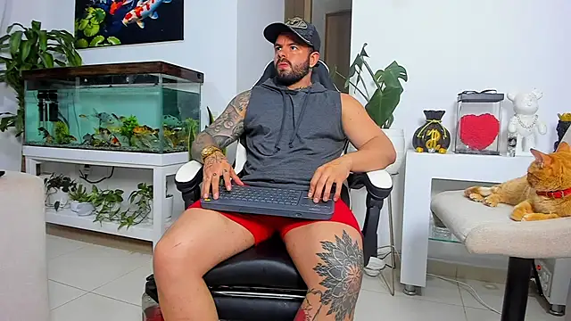 Snapshot of Johnnygrayson1 chatting on 10/05/25, 12:23 Johnnygrayson1 online show from 10/05/25, 12:23