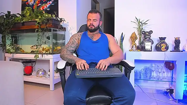 Snapshot of Johnnygrayson1 chatting on 02/06/26, 11:56 Johnnygrayson1 online show from 02/06/26, 11:56