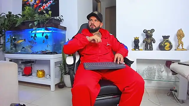 Snapshot of Johnnygrayson1 chatting on 01/08/26, 01:33 Johnnygrayson1 online show from 01/08/26, 01:33