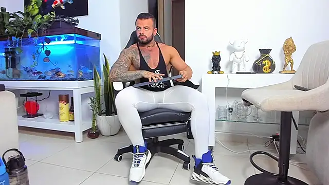 Snapshot of Johnnygrayson1 chatting on 12/18/25, 01:11 Johnnygrayson1 online show from 12/18/25, 01:11