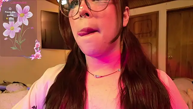 Yuri Stars online show from 03/27/26, 06:44