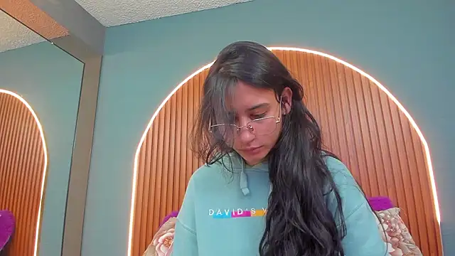 Snapshot of NayeCloud chatting on 02/03/26, 03:59 NayeCloud online show from 02/03/26, 03:59