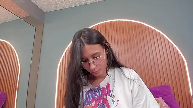 Snapshot of NayeCloud chatting on 02/03/26, 06:40 NayeCloud online show from 02/03/26, 06:40