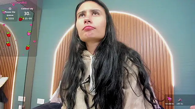 NayeCloud online show from 10/30/25, 04:00