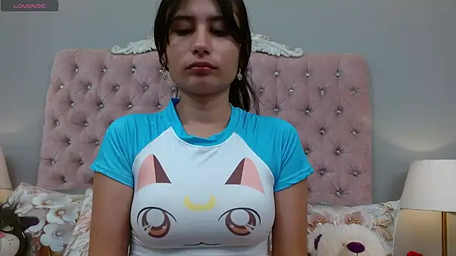 NayeCloud online show from 03/23/25, 03:54