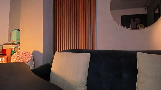 Snapshot of rose_xd chatting on 11/07/25, 08:57 rose xd online show from 11/07/25, 08:57