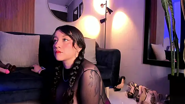 Snapshot of rose_xd chatting on 12/04/25, 09:47 rose xd online show from 12/04/25, 09:47