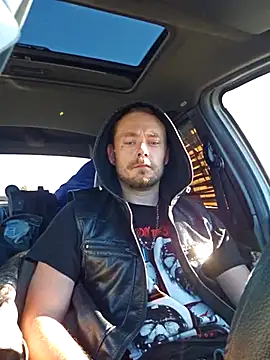 dadyyD95 online show from 12/04/24, 02:42