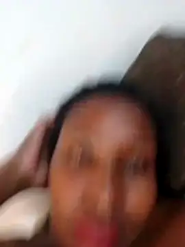 SisDee1 online show from 11/12/25, 02:32