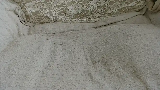 SEXYLIGHTBITCH online show from 04/15/26, 11:27