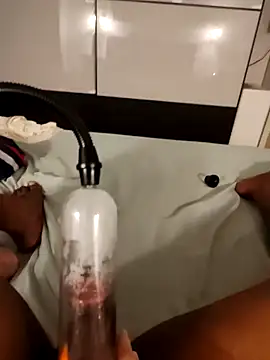 jeeeva1715 online show from 04/11/26, 05:38