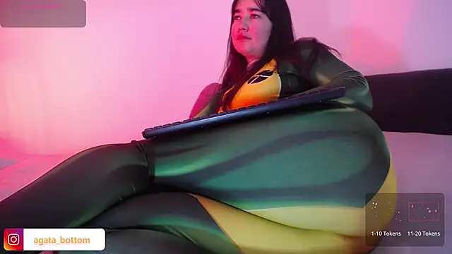 NewAgatha Bolton online show from 11/01/25, 11:42