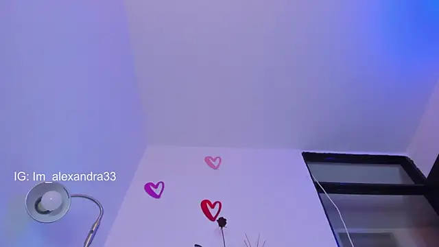 Snapshot of Alexa_will chatting on 10/18/25, 01:29 Alexa will online show from 10/18/25, 01:29