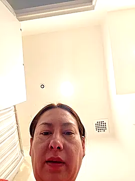 xLadyScarlettx online show from 04/23/26, 12:11