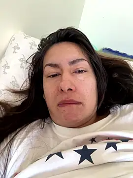 Snapshot of xLadyScarlettx chatting on 01/09/26, 01:29 xLadyScarlettx online show from 01/09/26, 01:29