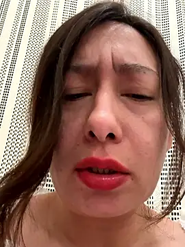 Snapshot of xLadyScarlettx chatting on 01/12/26, 03:57 xLadyScarlettx online show from 01/12/26, 03:57