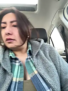 Snapshot of xLadyScarlettx chatting on 02/14/26, 03:45 xLadyScarlettx online show from 02/14/26, 03:45