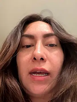 Snapshot of xLadyScarlettx chatting on 01/10/26, 02:51 xLadyScarlettx online show from 01/10/26, 02:51