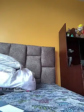 xLadyScarlettx online show from 02/17/25, 08:38