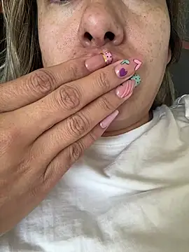 xLadyScarlettx online show from 02/16/25, 03:05