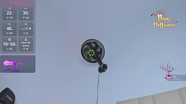 ThailyMaisson online show from 10/31/25, 02:19