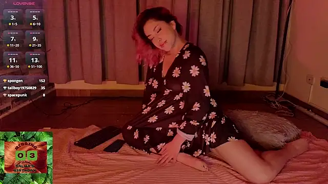 Snapshot of Hairyandsexysalma chatting on 03/17/25, 06:40 Hairyandsexysalma online show from 03/17/25, 06:40