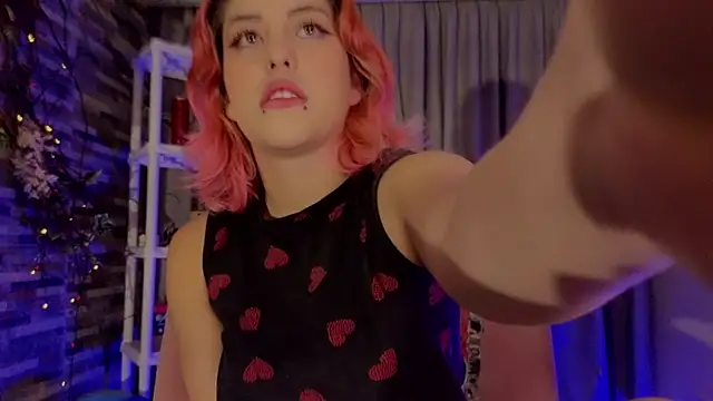 Snapshot of Hairyandsexysalma chatting on 01/31/25, 05:19 Hairyandsexysalma online show from 01/31/25, 05:19