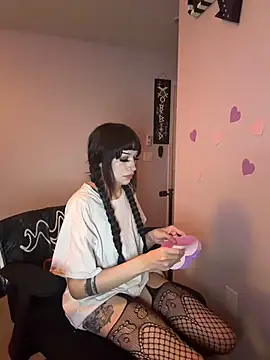 Gothbabbi online show from 02/13/26, 01:05