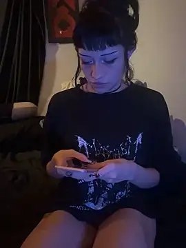 Gothbabbi online show from 10/10/25, 12:33