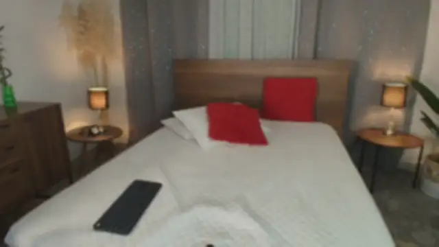 Isaa Coleman  online show from 10/16/25, 10:07