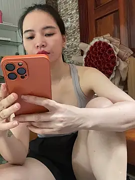 LiLi-Kirix99 online show from 07/10/26, 07:52