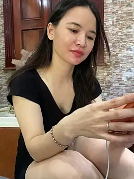 LiLi-Kirix99 online show from 06/14/26, 02:24