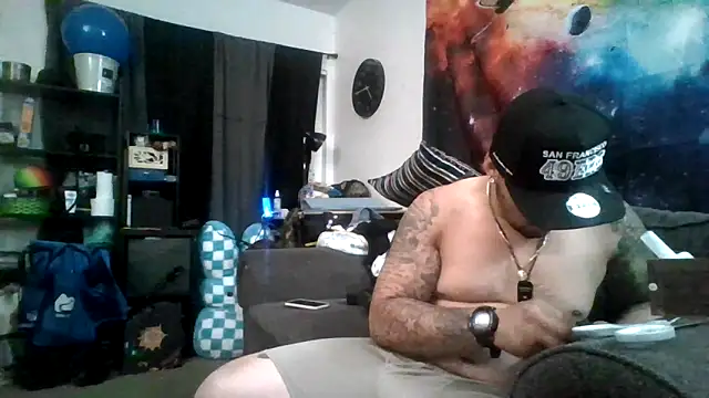 Snapshot of Antoniothedon chatting on 05/10/26, 11:47 Antoniothedon online show from 05/10/26, 11:47