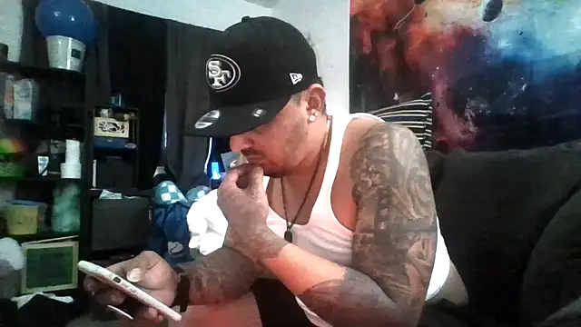 Snapshot of Antoniothedon chatting on 05/15/26, 02:31 Antoniothedon online show from 05/15/26, 02:31