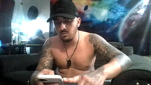 Snapshot of Antoniothedon chatting on 06/02/26, 07:52 Antoniothedon online show from 06/02/26, 07:52