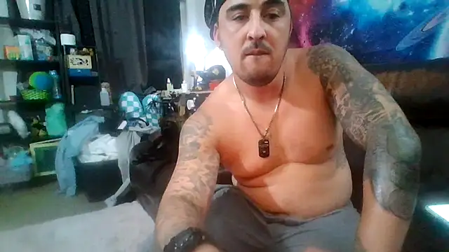 Snapshot of Antoniothedon chatting on 04/24/26, 06:37 Antoniothedon online show from 04/24/26, 06:37