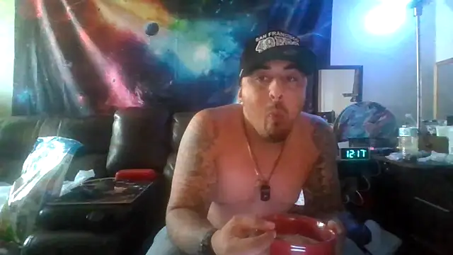 Snapshot of Antoniothedon chatting on 04/21/26, 07:20 Antoniothedon online show from 04/21/26, 07:20