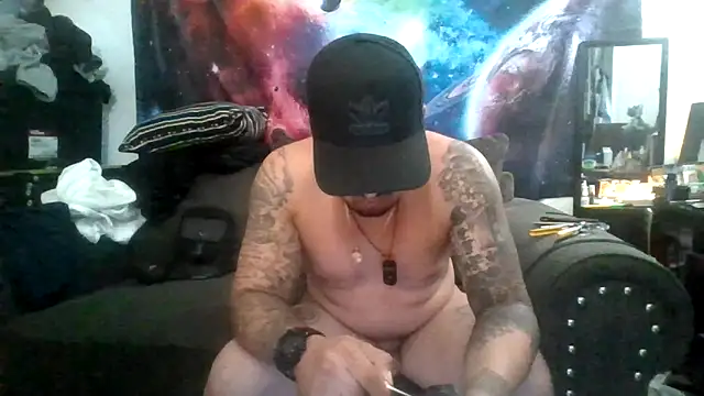 Snapshot of Antoniothedon chatting on 04/30/26, 08:57 Antoniothedon online show from 04/30/26, 08:57