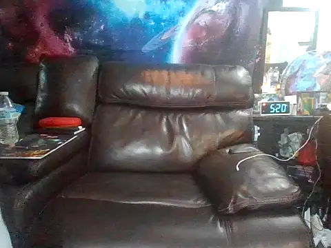 Snapshot of Antoniothedon chatting on 04/22/26, 12:23 Antoniothedon online show from 04/22/26, 12:23