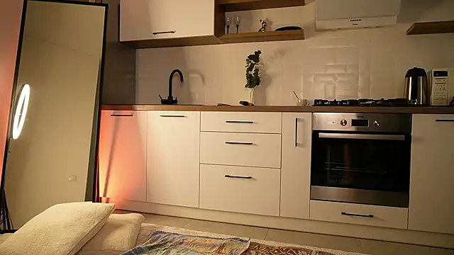 Kristina diamond online show from 11/14/25, 01:26