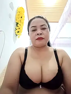 Sexy-bigtits2024 online show from 12/16/24, 12:49